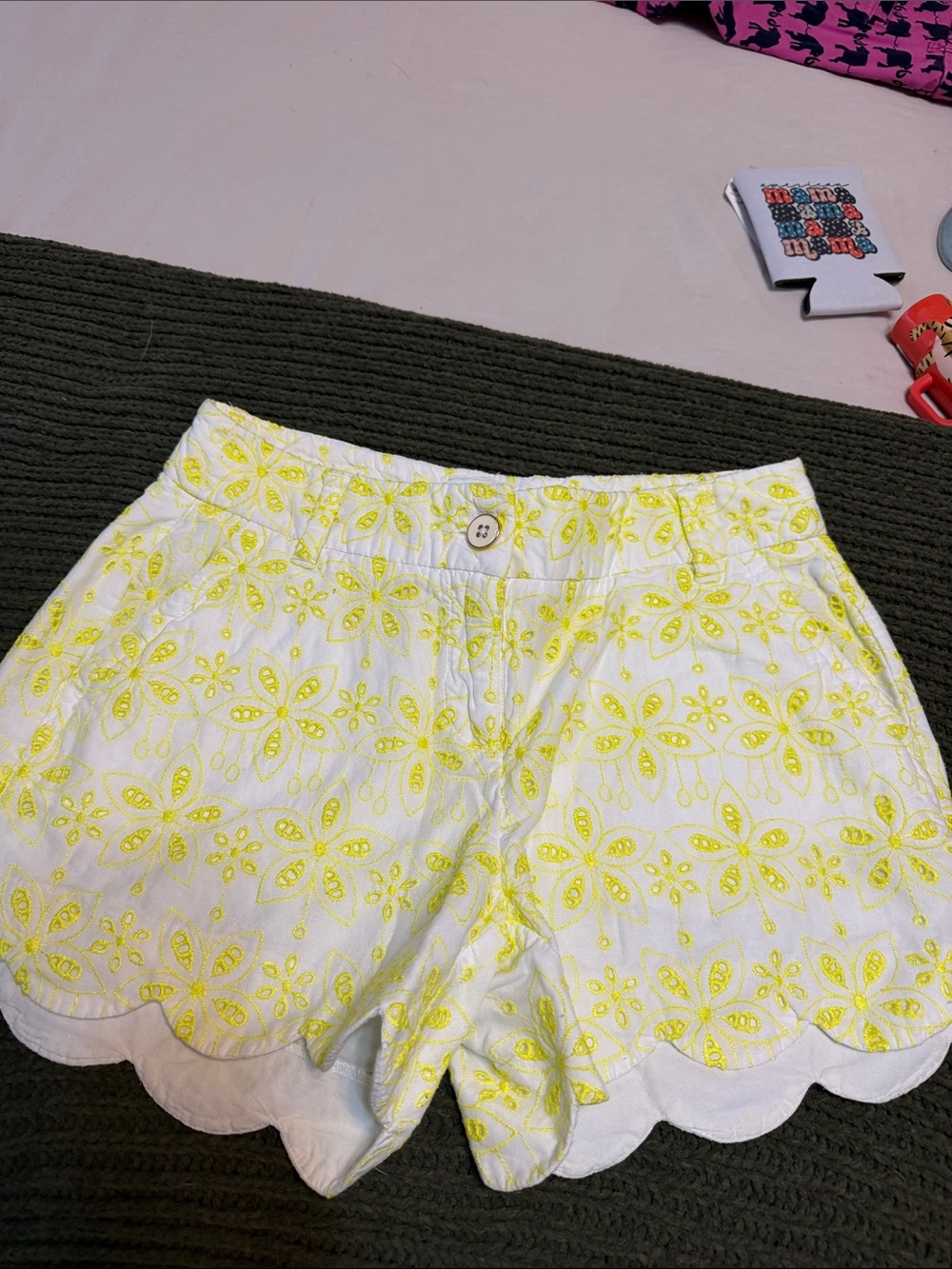 crown & ivy White Shorts with Yellow Floral Embroidery and Scallop Hem